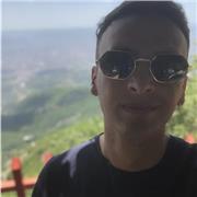 Maestro di inglese per piu di 3 anni. Laureato in lingue straniere